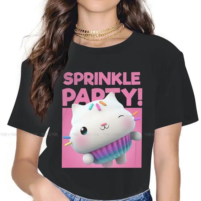 T-shirt à col rond pour femme, vêtement de base en tissu, motif dessin animé, maison de poupée, Gabb