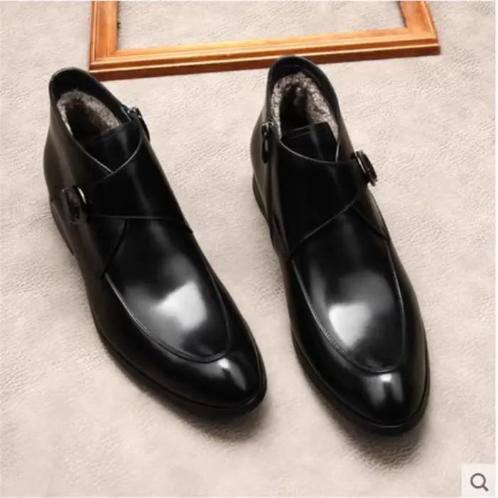 Dessus hauts, boucles à tête carrée