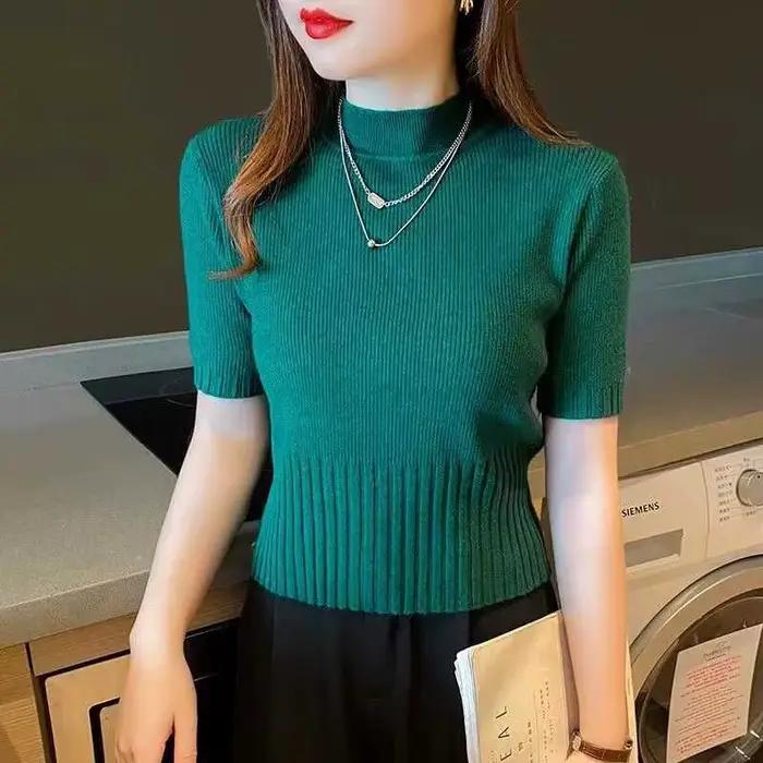 Pull tricoté à col roulé et manches courtes pour femmes