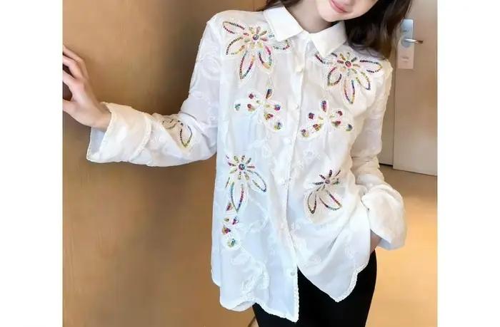 Chemise blanche femme à manches longues Printemps-Été 2026 Nouvelle collection Haut de gamme Élégance unique et raffinée