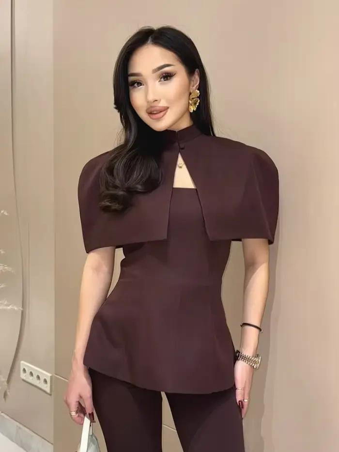Femmes Chic haut 2 pièces ensemble élégant col montant Cape sans manches mince épaules nues