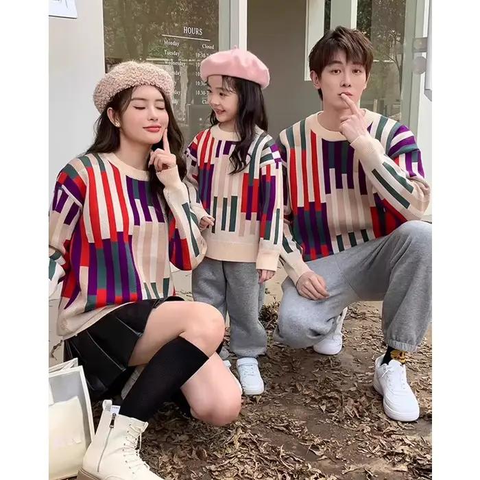 Pull en tricot rayé assressentipour toute la famille