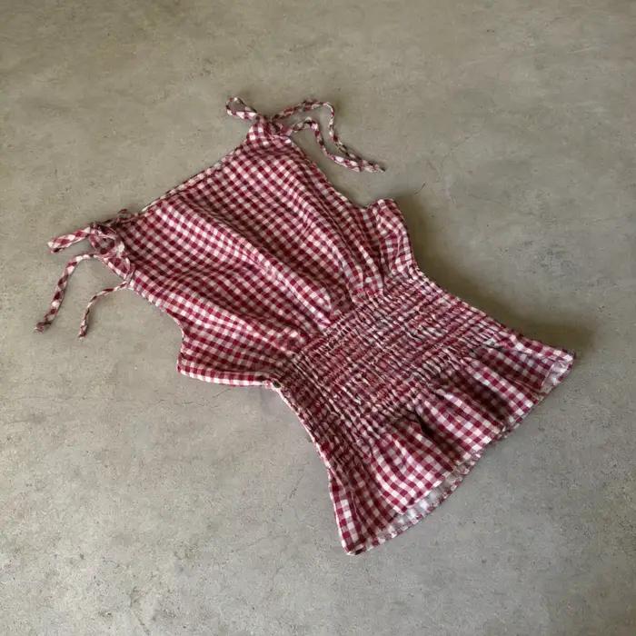 Haut camisole à carreaux rouges et blancs pour femme avec bretelles à nouer
