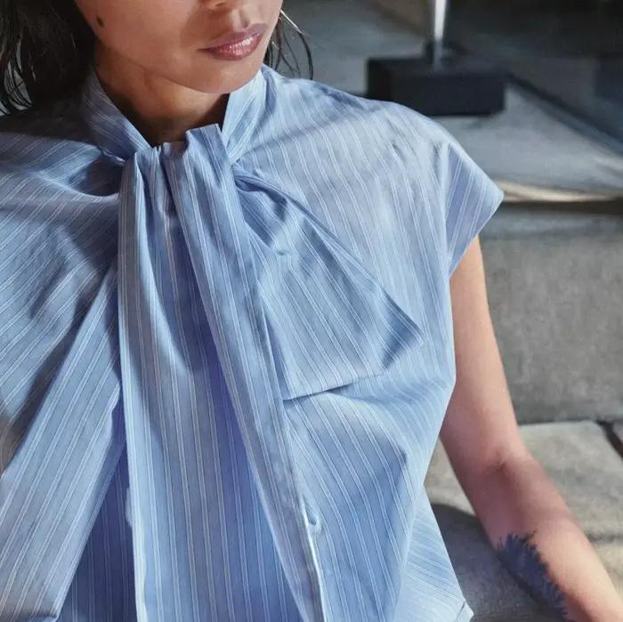 Nouvelle Collection Été – Chemise Ample Sans Manches à Col Croisé à la Française pour Femme – Haut Élégant pour le Quotidien en Tissu Polyester Longueur Moyenne