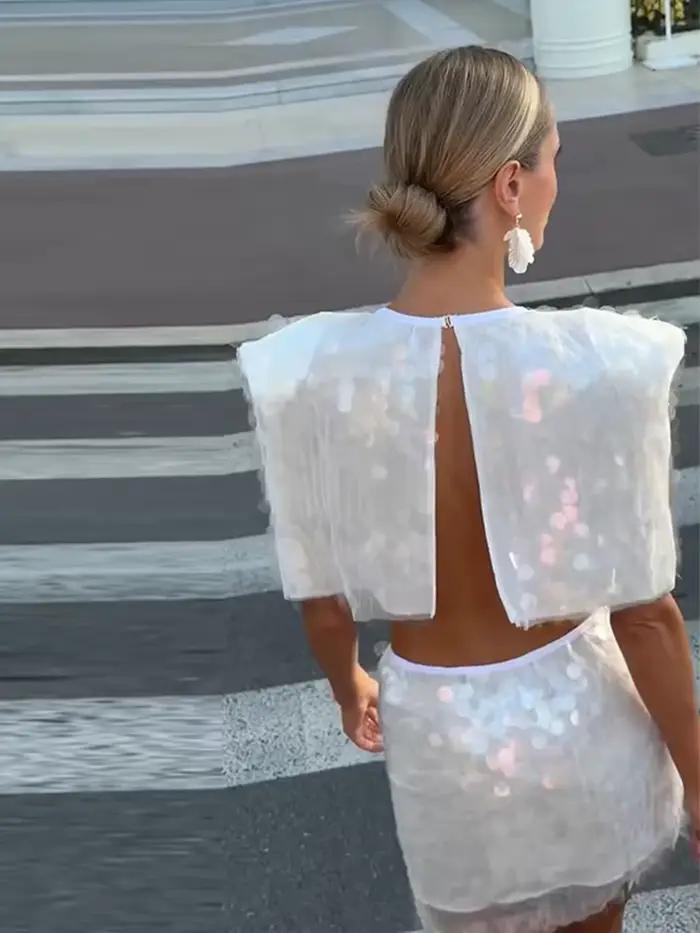 Ensemble chic 2 pièces pour femme : Haut court à sequins et mini-jupe