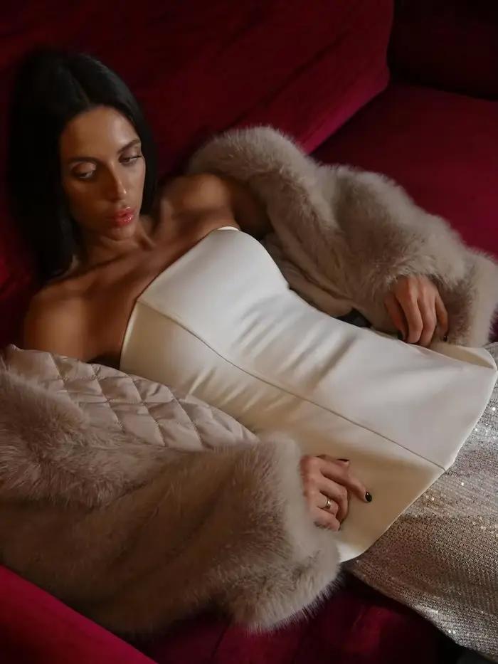 Femmes Chic haut 2 pièces ensemble élégant col montant Cape sans manches mince épaules nues