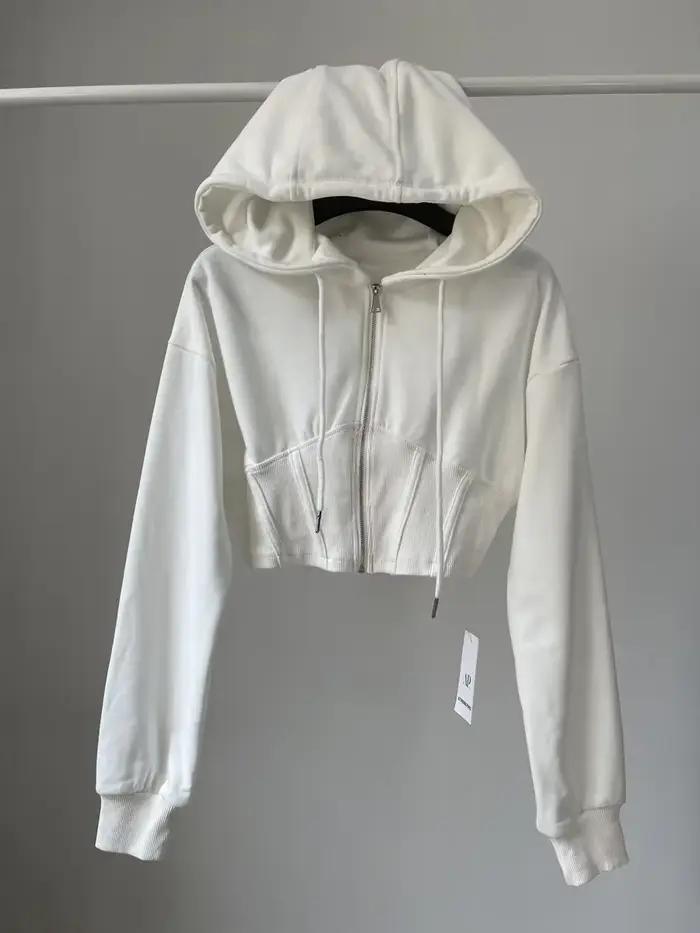 Sweats à capuche courts pour femmes