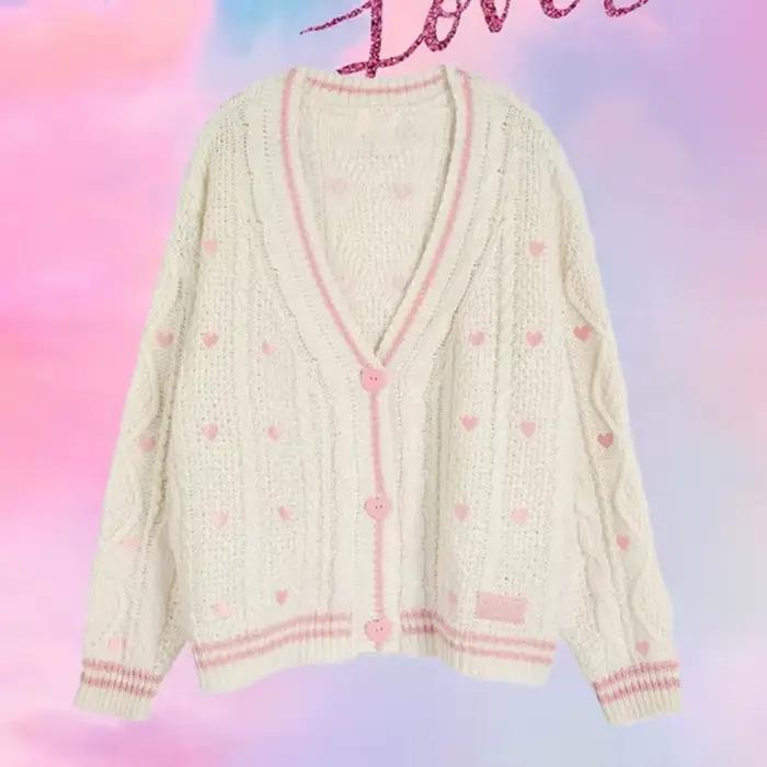 Cardigan d'amant avec bouton de coeur rose