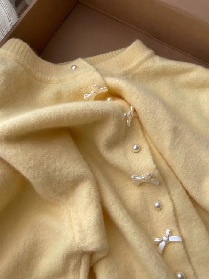 Cardigan jaune en polyester LOKEDIKE avec boutons en perles pour femmes, style doux, col rond et nœud, pour printemps et été