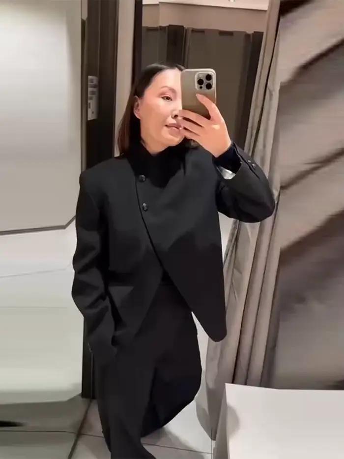 Ensemble blazer et pantalon femme col mandarin boutons asymétriques collection printemps automne 2026 pour femmes occassions spéciales