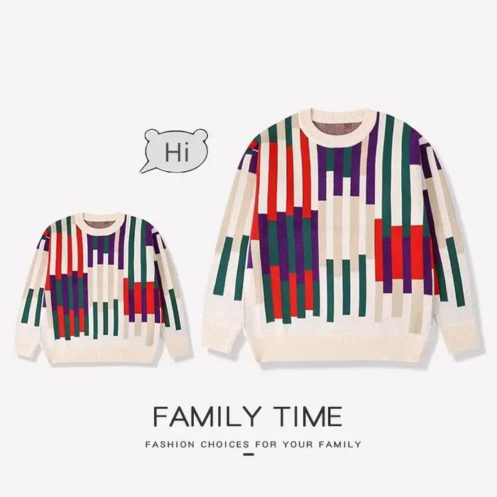 Pull en tricot rayé assressentipour toute la famille