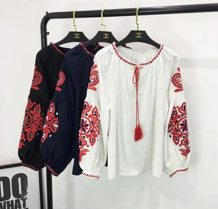 Robe brodée bohème pour femmes