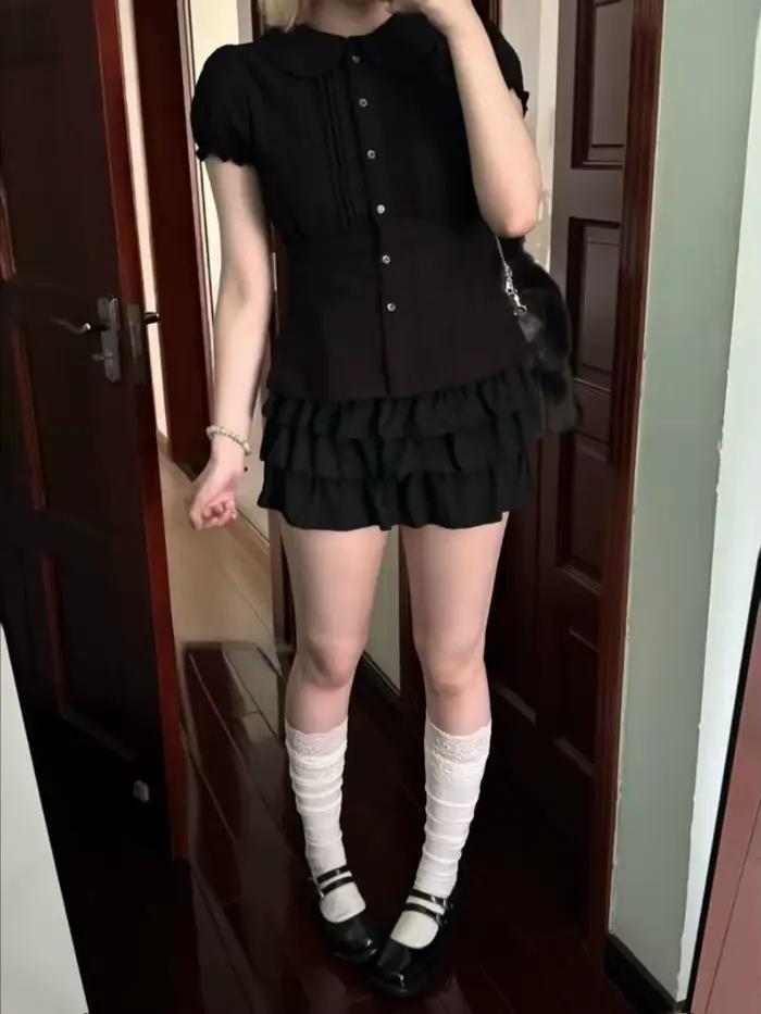 2025 été mignon col de poupée recadrée hauts noirs conception Kawaii à manches courtes chemise de Base Vintage à lacets vêtements décontractés tenues Y2k