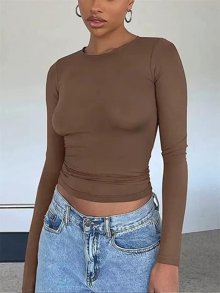 Haut court pour femmes, T-shirt col rond, coupe cintrée, matériau polyester et élasthanne, pour les sports et les journées décontractées