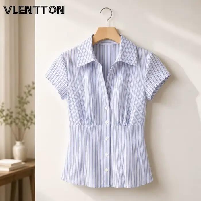 Chemise à manches courtes rayée bleu et blanc pour femme