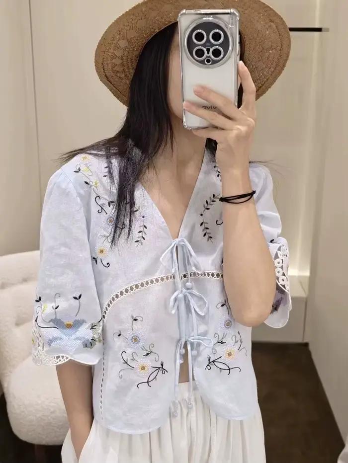 Chemisier Femme Bleu Brodé de Fleurs