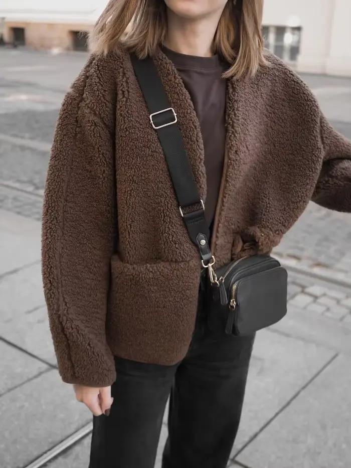 Veste courte en polaire pour femmes