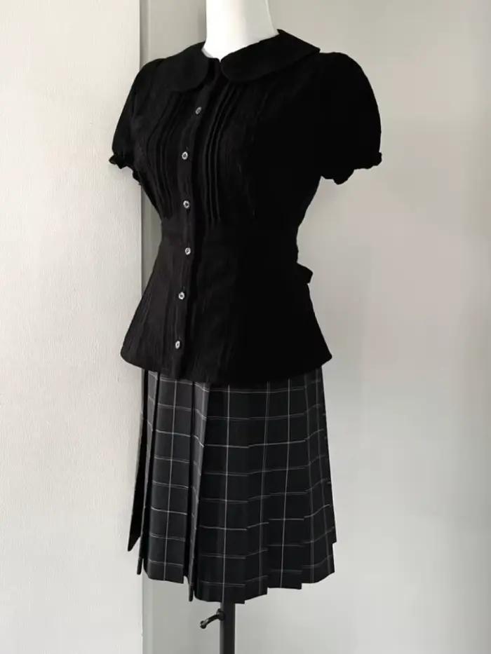 2025 été mignon col de poupée recadrée hauts noirs conception Kawaii à manches courtes chemise de Base Vintage à lacets vêtements décontractés tenues Y2k