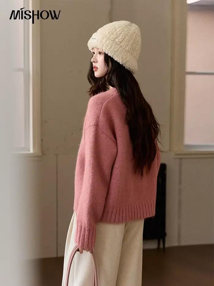 Pull MISHOW Femmes Jacquard Rose Doux Ample Col Rond Epais Tricots Chaud Pulls Décontractés Occasions Spéciales Hiver 2025