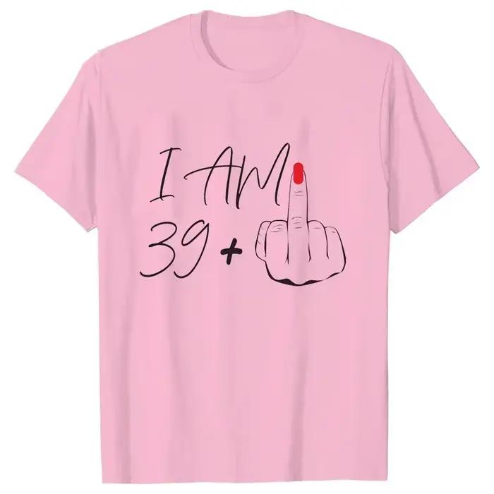 Je suis 39 + T-shirt à doigt moyen pour femmes
