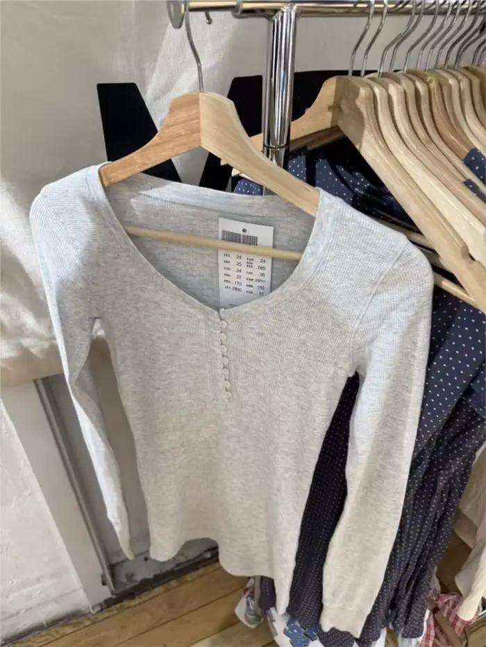 Gris gaufre 7 boutons à manches longues T-shirts femmes automne coton
