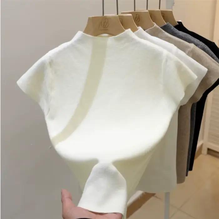 T-shirts élégants à col roulé pour femmes