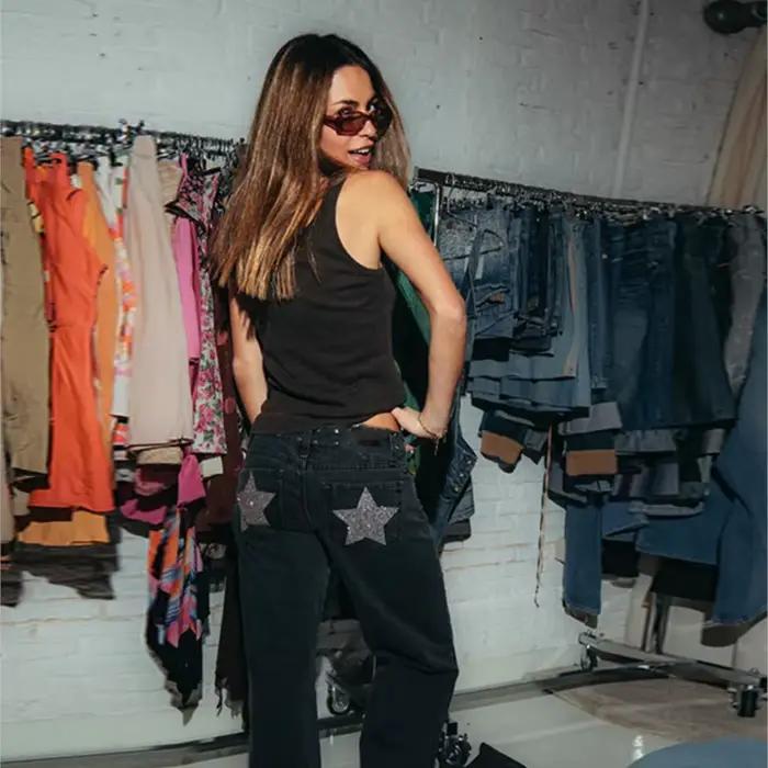 Jean taille haute à jambes larges avec patchs étoiles Y2K