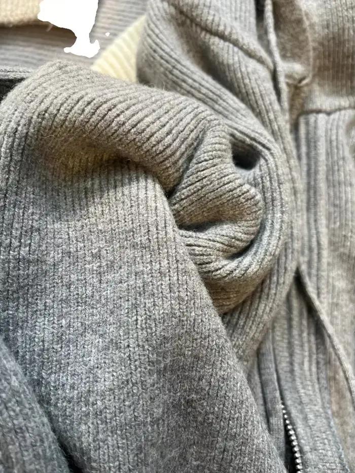 Manteau pull à capuche gris doux et ample pour femmes automne hiver avec double fermeture éclair et manches longues mode coréenne