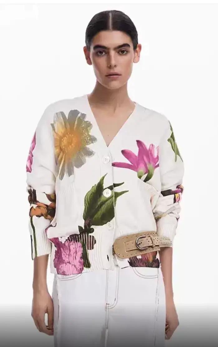 Nouveau pull tricoté asymétrique à col rond imprimé espagnol pour une commande originale d'exportation