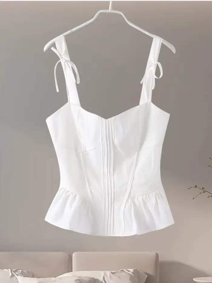 Haut à lacets pour femme avec ourlet à volants et fermeture éclair française style fairycore pour occassions romantiques et streetwear