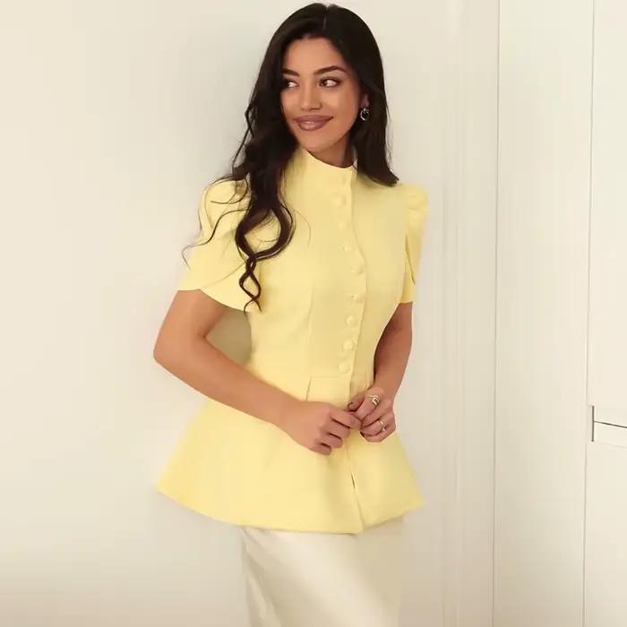 Blouse de bureau élégante noire pour femme