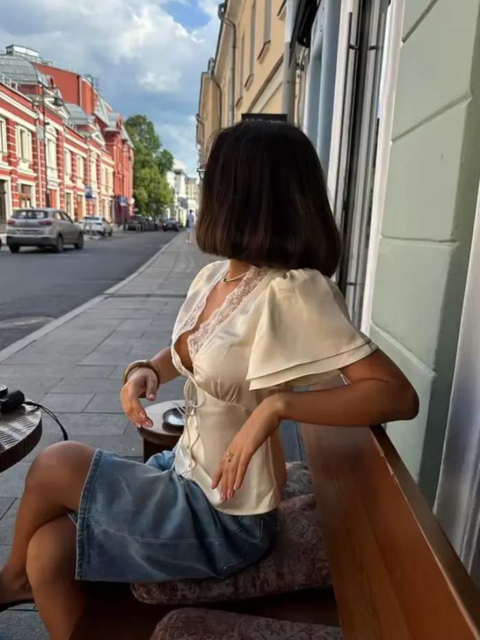 Nouveau T-shirt court chic en satin blanc sexy pour femme