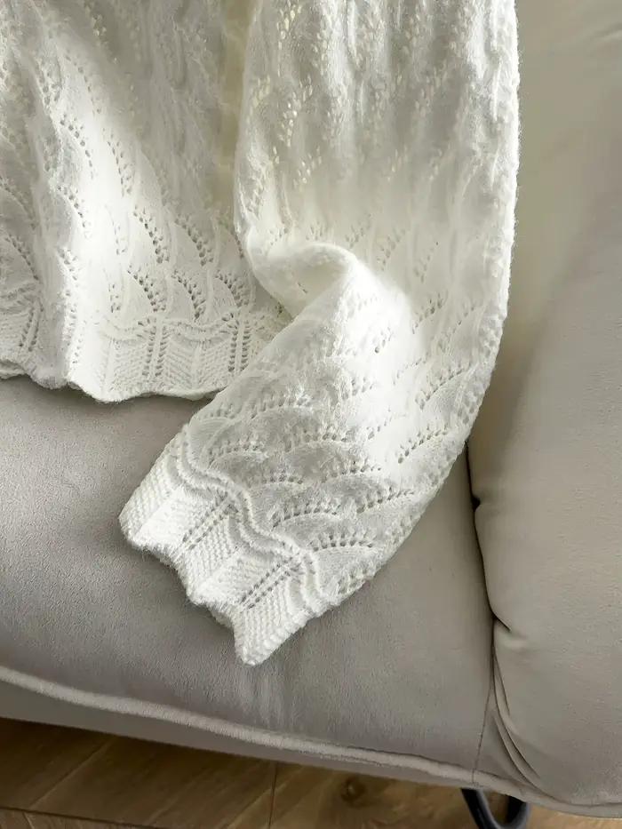 Cardigan en tricot ajouré à col rond et boutons sur le devant pour femme, idéal pour printemps et automne, décontracté et élégant, acrylique et polyester, coupe régulière, fermeture boutonnée, longévité et confort garantis