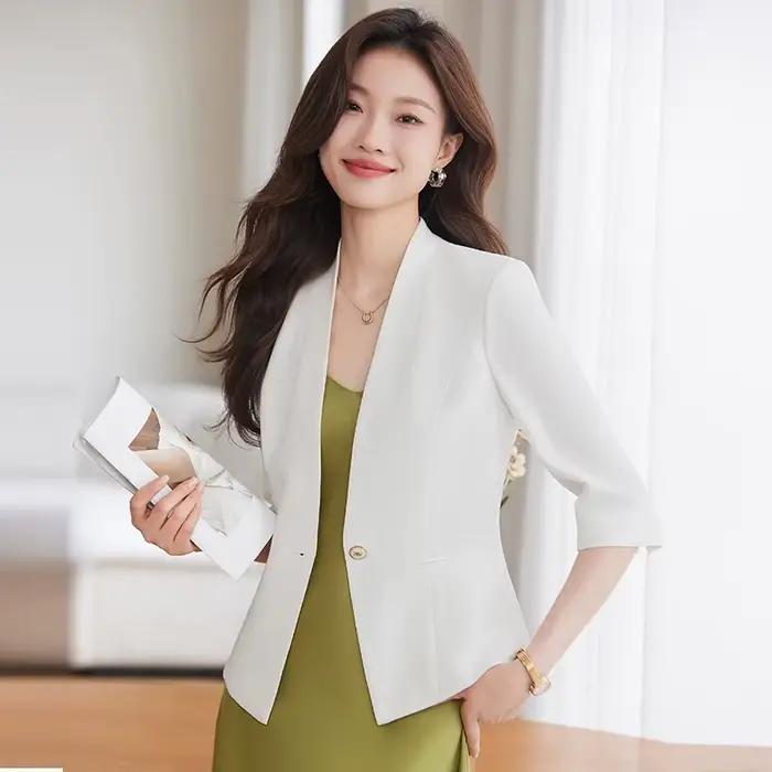 Blazer élégant kaki pour femme