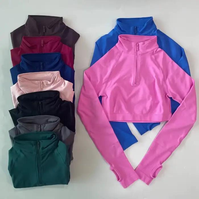 Haut court de sport pour femme, demi-zip, manches Roland, trou pour le pouce, bas côtelé très élastique, pour fitness, yoga et course à pied, argent, blanc, bleu ciel, bleu, bleu marine, bourgogne, brun, champagne, clair, couleur mixte, fuchsia, gris, gris foncé, ivoire, jaune