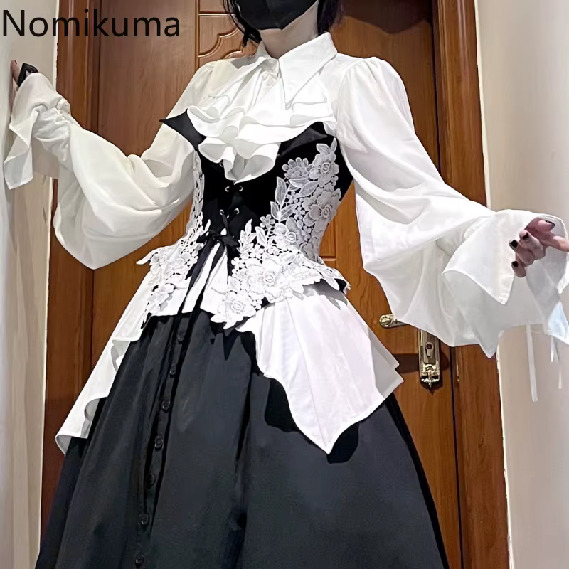 Chemisiers japonais De Style Lolita pour femmes, 2025 Blusas Mujer De Moad, coupe cintrée, manches évasées, chemises blanches, chemisier irrégulier Goth