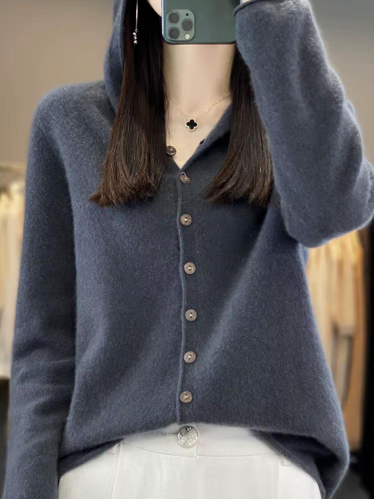 Nouveau Cardigan Femme 100% Laine Mérinos à Capuche Tricoté Couleur Unie Automne Hiver Simple Boutonnage Vêtement Doux pour la Peau